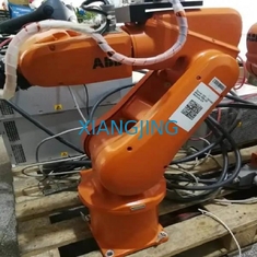 Używany robot IRB1200 UŻYWANY ABB z chwytakiem do podnoszenia i umieszczania oraz przenoszenia