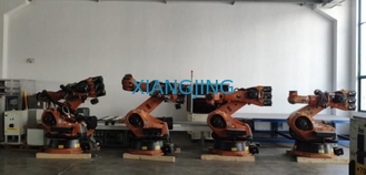 Używany 6-osiowy robot przemysłowy KR 210 R2700 EXTRA przemysłowe ramię robota spawalniczego