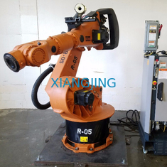 Transport przemysłowy Używany robot Kuka KR 6 R900-2 z chwytakiem HK Vision System