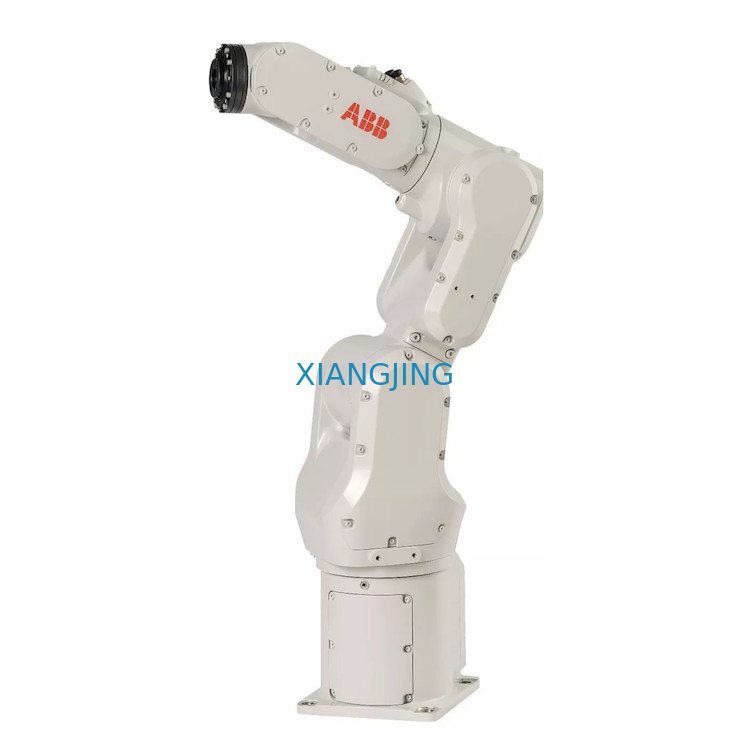 Używany sprzęt przemysłowy ABB IRB 1100 jako maszyna do montażu igieł z ładownością 4 kg Zasięg ramienia robota przemysłowego 580 mm